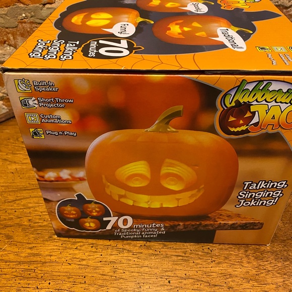 Jabberin Jack Talking Animated Pumpkin Head Halloween Decoration - Picture 3 of 6